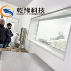 ספק פתרונות אלקטרוניקה מוביל בוחן את קו הייצור שלנו